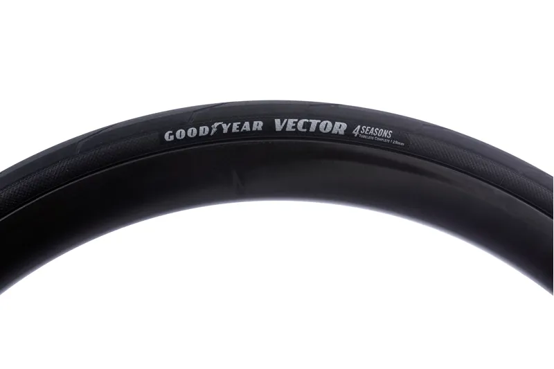 Goodyear Vector 4Seasons - Tubeless Complete Road Tyre Black 700x32-2
